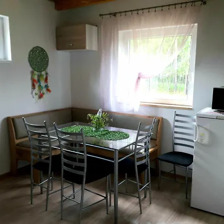 Vakantiehuis Kaszubska Dolina Pieciu Stawow *