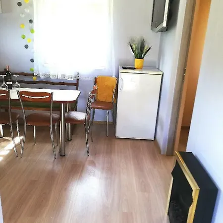 Vakantiehuis Kaszubska Dolina Pieciu Stawow Wiele